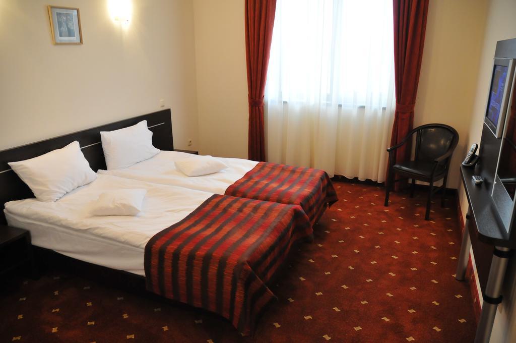 סיביו Hotel Roberts חדר תמונה